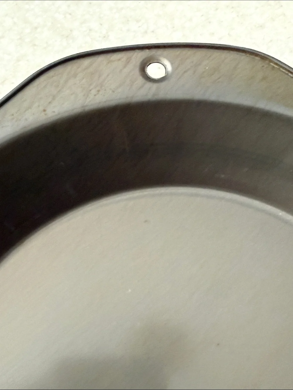 Vintage EKCO Baker’s Secret M310 9” Metal Pie Pan USA Hole For Hanging